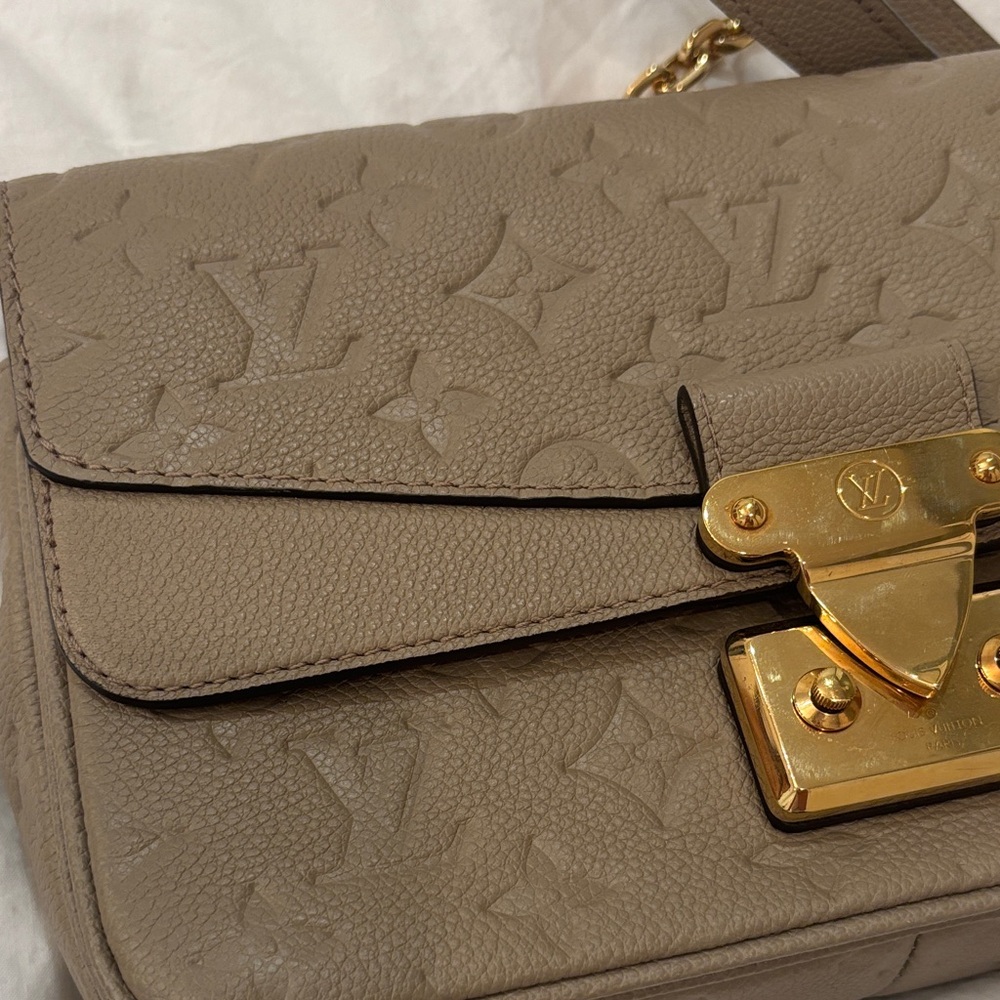 Louis Vuitton Beige Embossed Shoulder Bag - Picture 9 of 12